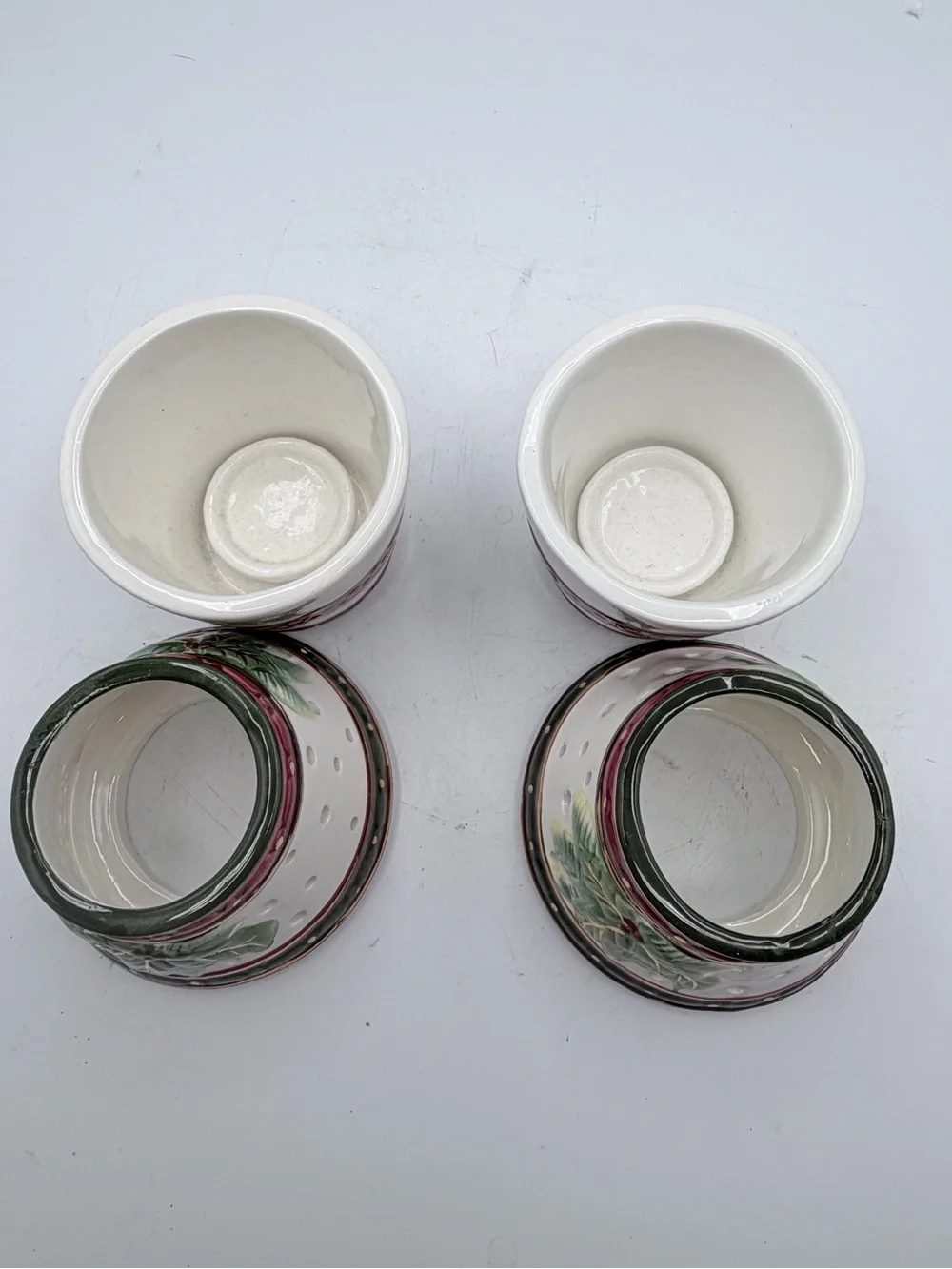 Decorative Christmas White Ceramic Fairy Lamps with Red and Green Accents